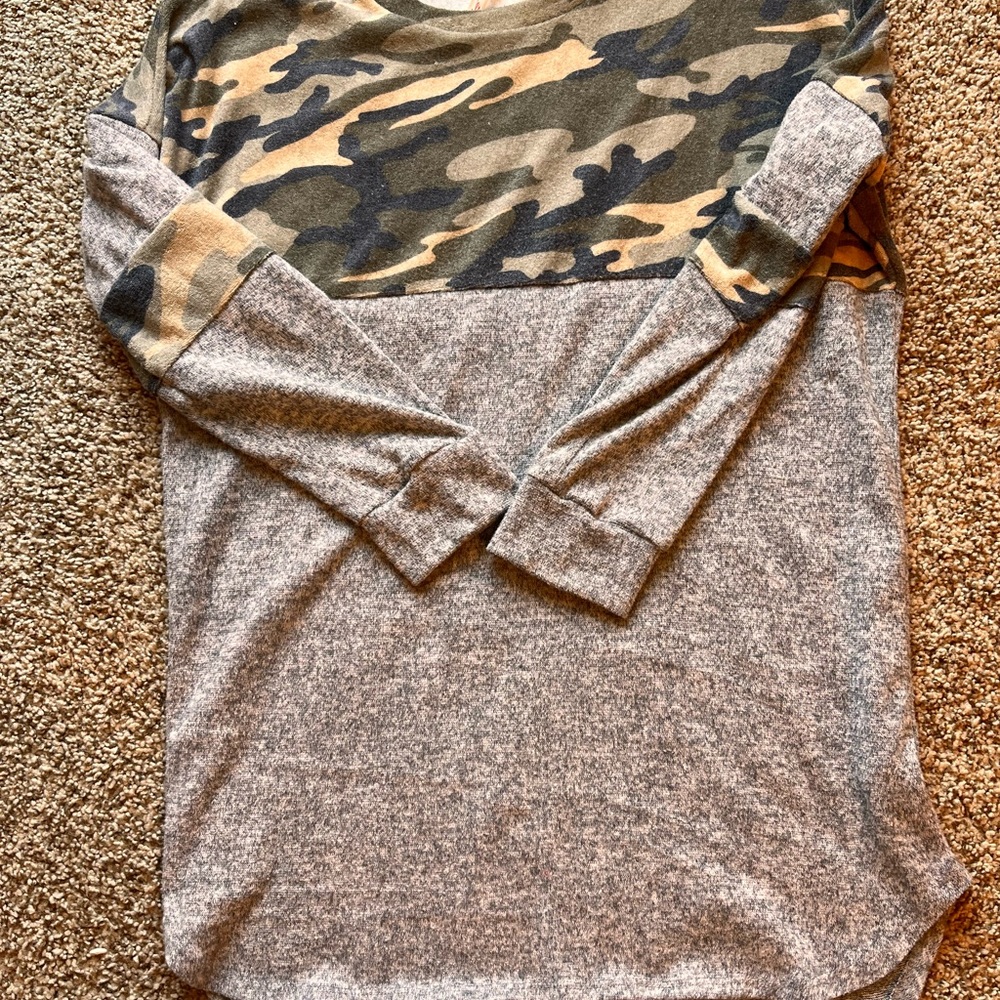 My Story oversized tunic.  Camo/gray